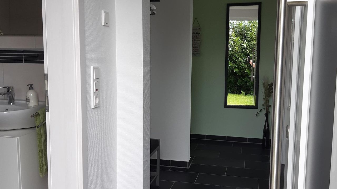 Einblick Eingangsbereich Einblick Eingangsbereich